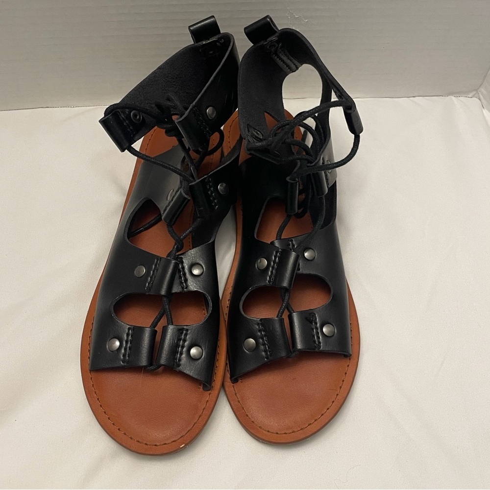 AMERICAN EAGLE SANDALS